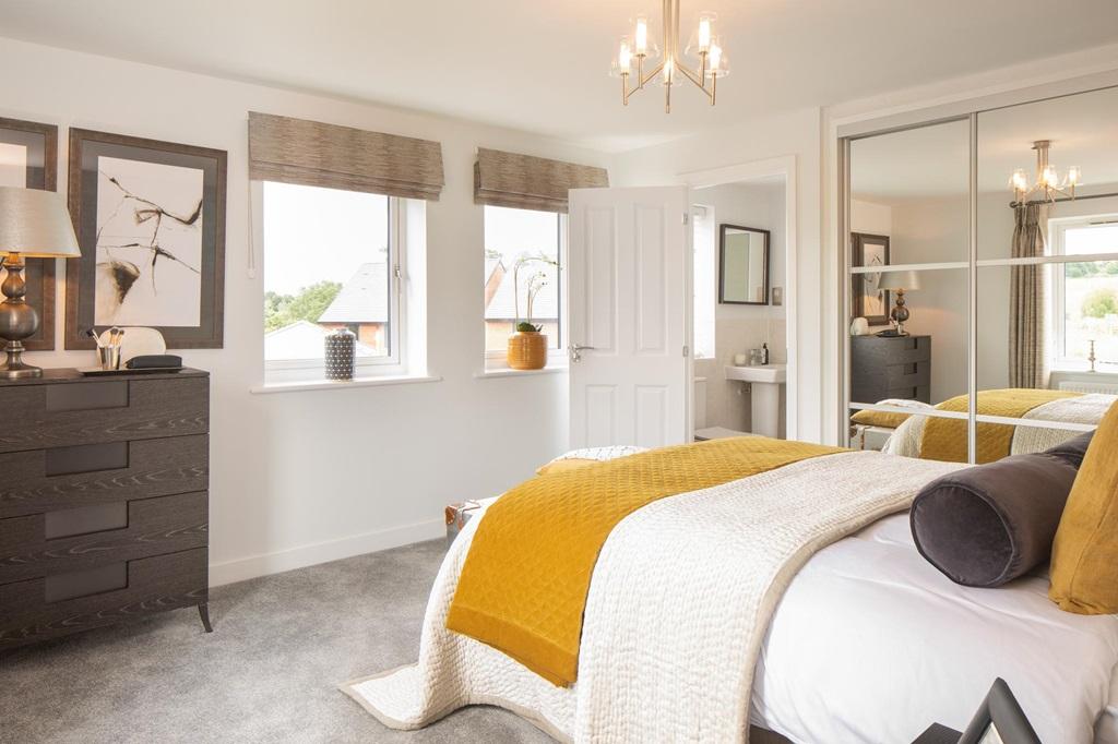 En suite master bedroom