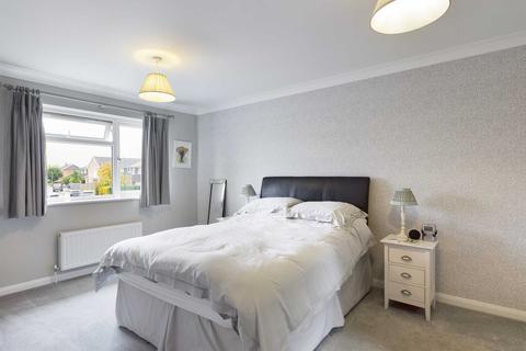 1 Dovecote, Haddenham, Aylesbury, HP17 8BP