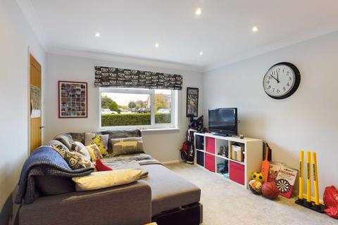 1 Dovecote, Haddenham, Aylesbury, HP17 8BP