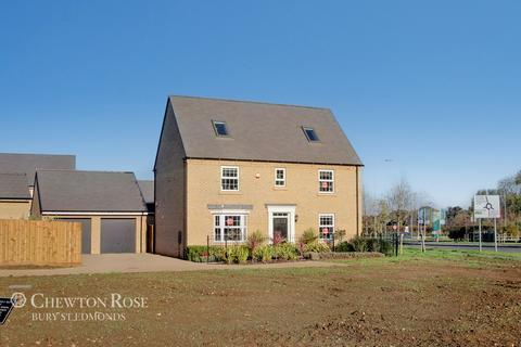 5 bedroom detached house for sale - Great Hall Drive, Bury St Edmunds