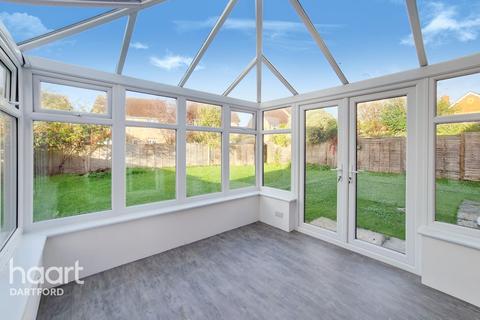 12 Atlantic Close, Swanscombe, DA10 0LJ