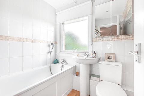 135 Mead Way, Bromley, BR2 9ES