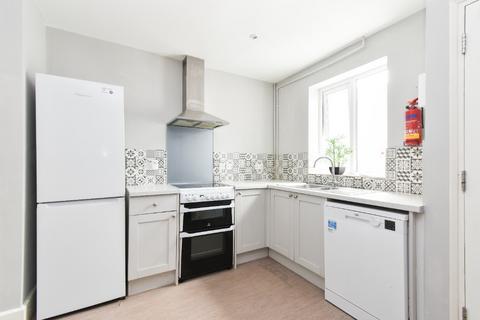 5 bedroom semi-detached house to rent, Cunningham Road, Earlham, Norwich, NR5