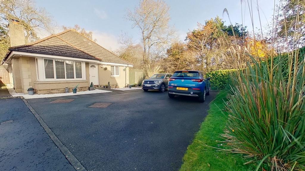 Happy Valley Road, Blackburn, EH47 3 bed property for sale £238,000
