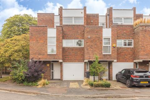 3 bedroom semi-detached house for sale - St. Marks Court, Cambridge, Cambridgeshire