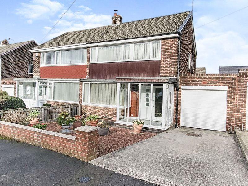 Embleton Road, Bill Quay, Gateshead... 3 bed semidetached house £190,000
