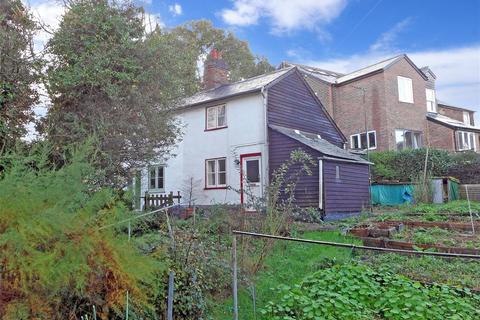 2 bedroom semi-detached house for sale - Farnham Road, Petersfield, Hampshire