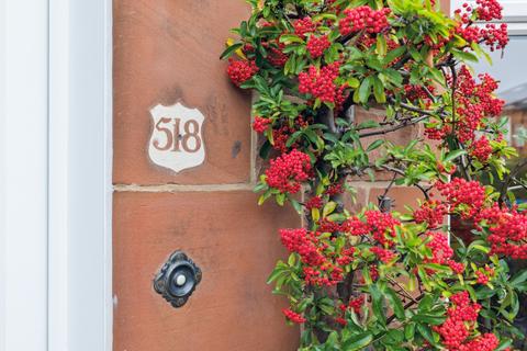518 Clarkston Road, Glasgow, G44 3RT