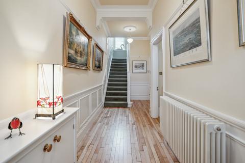 518 Clarkston Road, Glasgow, G44 3RT