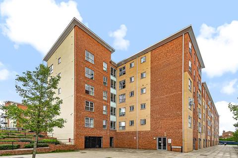 2 bedroom apartment to rent - Moulsford Mews,  Reading,  RG30