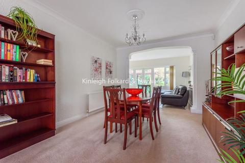 20 The Mead, West Wickham, BR4 0BB