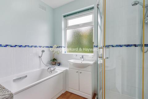 20 The Mead, West Wickham, BR4 0BB