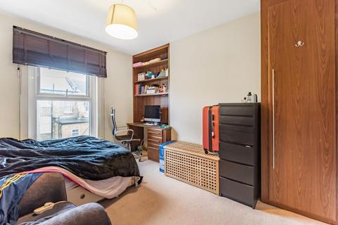 2 bedroom flat for sale - Gowrie Road, Battersea