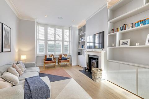 29 Waterlow Road, London, N19 5NJ