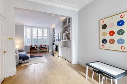 29 Waterlow Road, London, N19 5NJ
