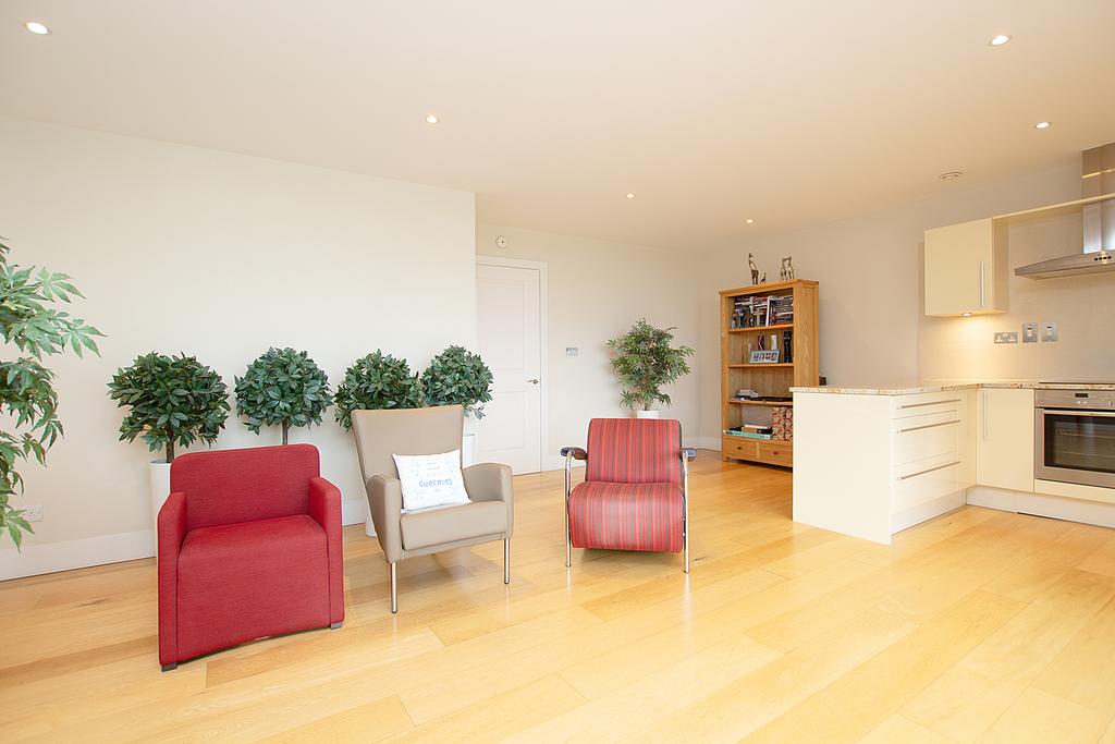 Rue du Vega, St Peter Port, Guernsey... 1 bed apartment £425,000