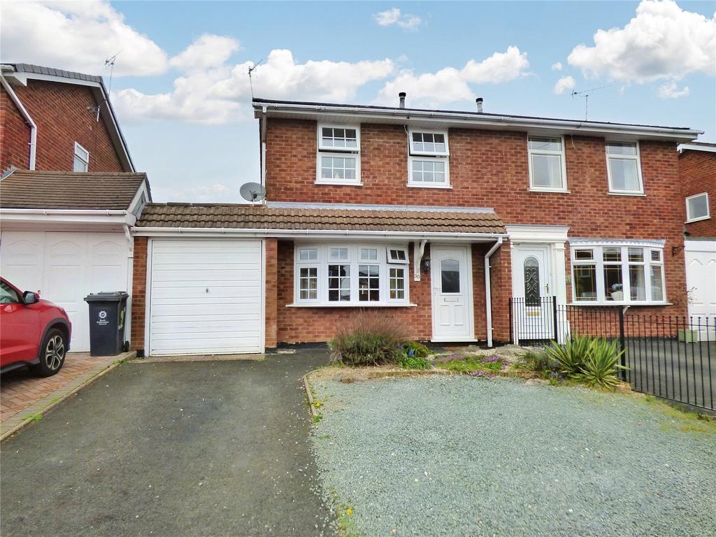 Falcon Close, Cheslyn Hay, Walsall... 3 bed semidetached house £240,000