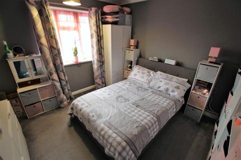 56 Rosslyn Avenue, Dagenham, RM8 1JP