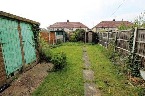 56 Rosslyn Avenue, Dagenham, RM8 1JP