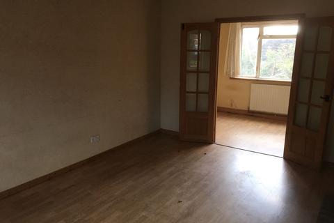 56 Redstart Close, New Addington, Croydon, CR0 0EU