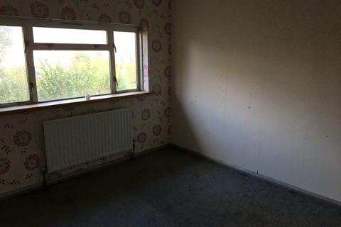 56 Redstart Close, New Addington, Croydon, CR0 0EU