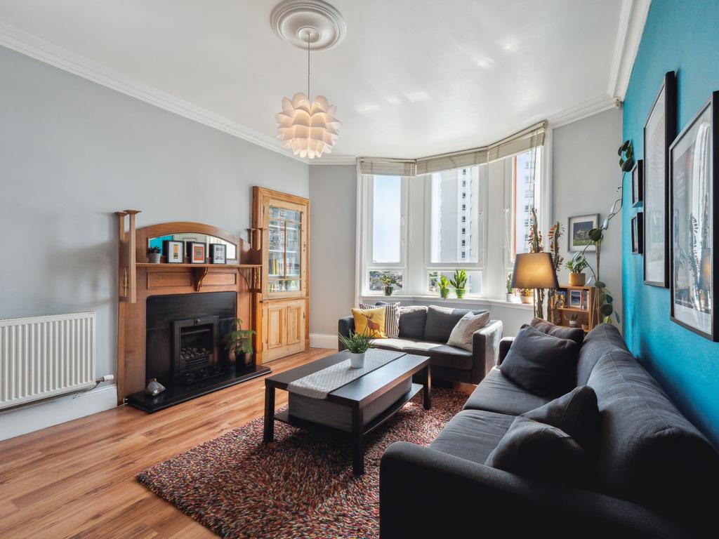 Cathkinview Road, Flat 3/1, Mount Florida, Glasgow, G42 9EH 1 bed flat