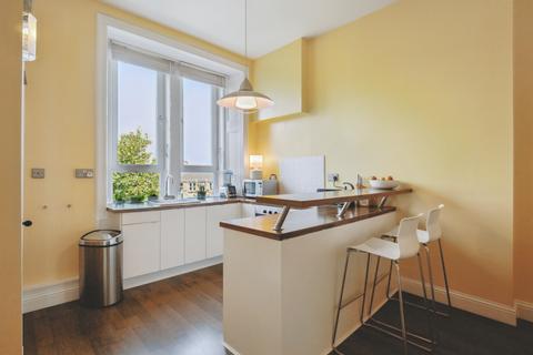 3/1, 10 Cathkinview Road, Glasgow, G42 9EH