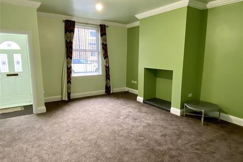 4 bedroom semi-detached house to rent, North Bank Road, Batley, WF17