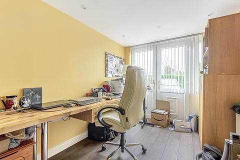 Penally Guidfa Meadows, Crossgates, Llandrindod Wells, LD1 6RY