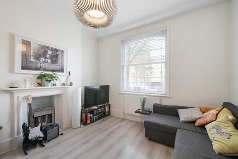 1 bedroom flat to rent, Cunningham Place, St John's Wood, London