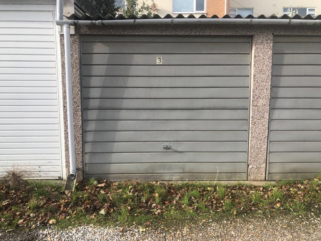 Garage, Oakbury Drive, Weymouth Garage £15,000