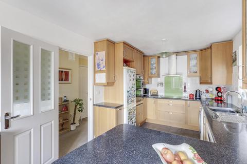 4 bedroom detached house for sale - The Spinneys, Leigh-on-sea, SS9