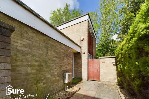 3 bedroom semi-detached house to rent, Wharfedale, Hemel Hempstead, Hertfordshire, HP2 5TQ