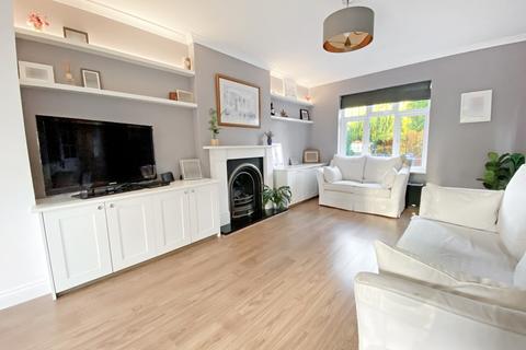 29 Kettlewell Close, Woking, GU21 4HY