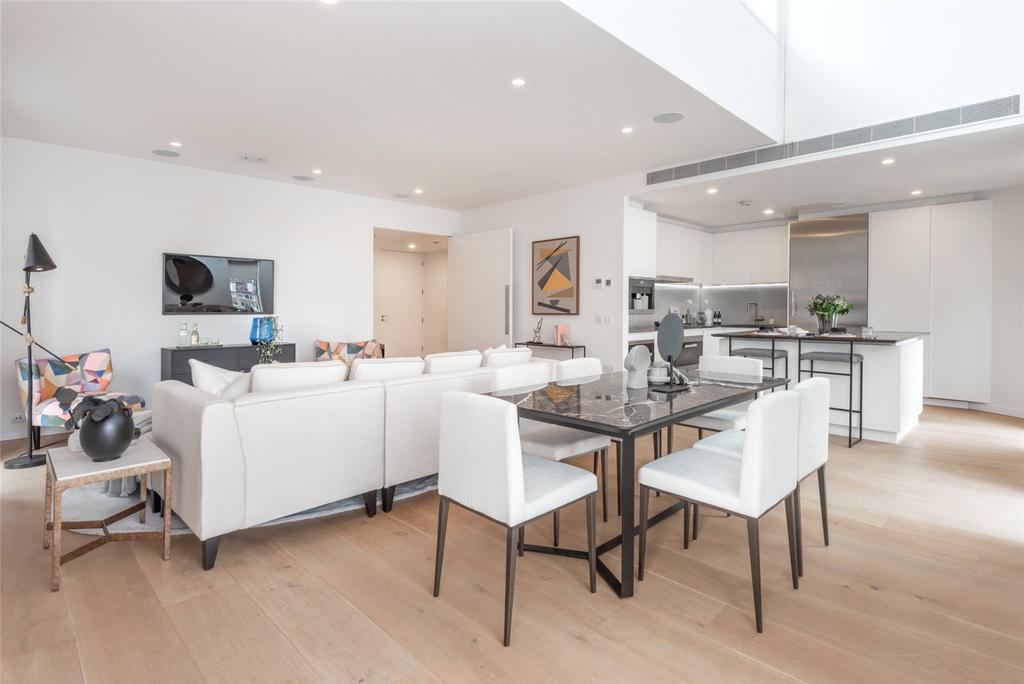 Reception/Kitchen