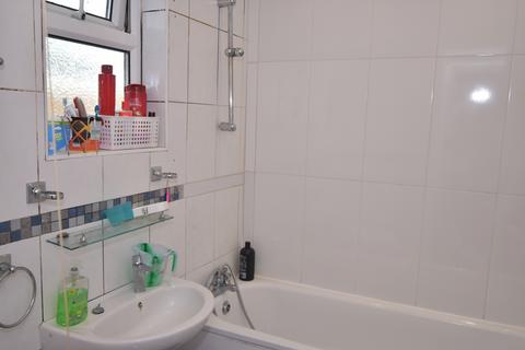 3 Chestnut Avenue, Wembley, HA0 2LU