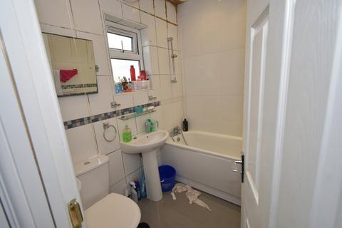 3 Chestnut Avenue, Wembley, HA0 2LU