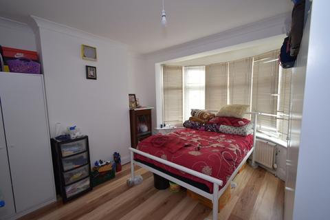 3 Chestnut Avenue, Wembley, HA0 2LU