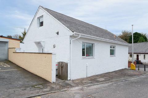 4 bedroom bungalow for sale, 7 Knowe, Mauchline, KA5 5BY