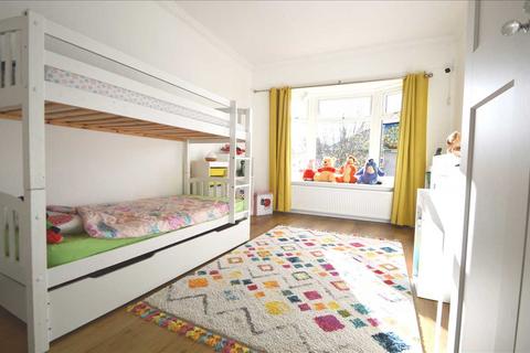 30 Chirnside Road, Glasgow, G52 2LL