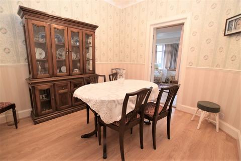 Rossendale, 28 Albert Road, Dumfries, DG2 9DN