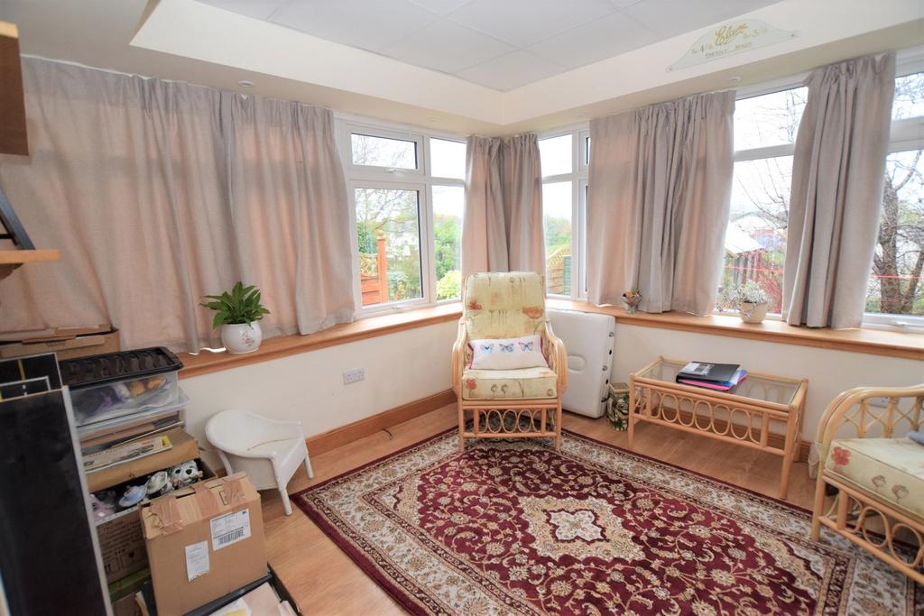 Rossendale, 28 Albert Road, Dumfries DG2 9 DN - Gri