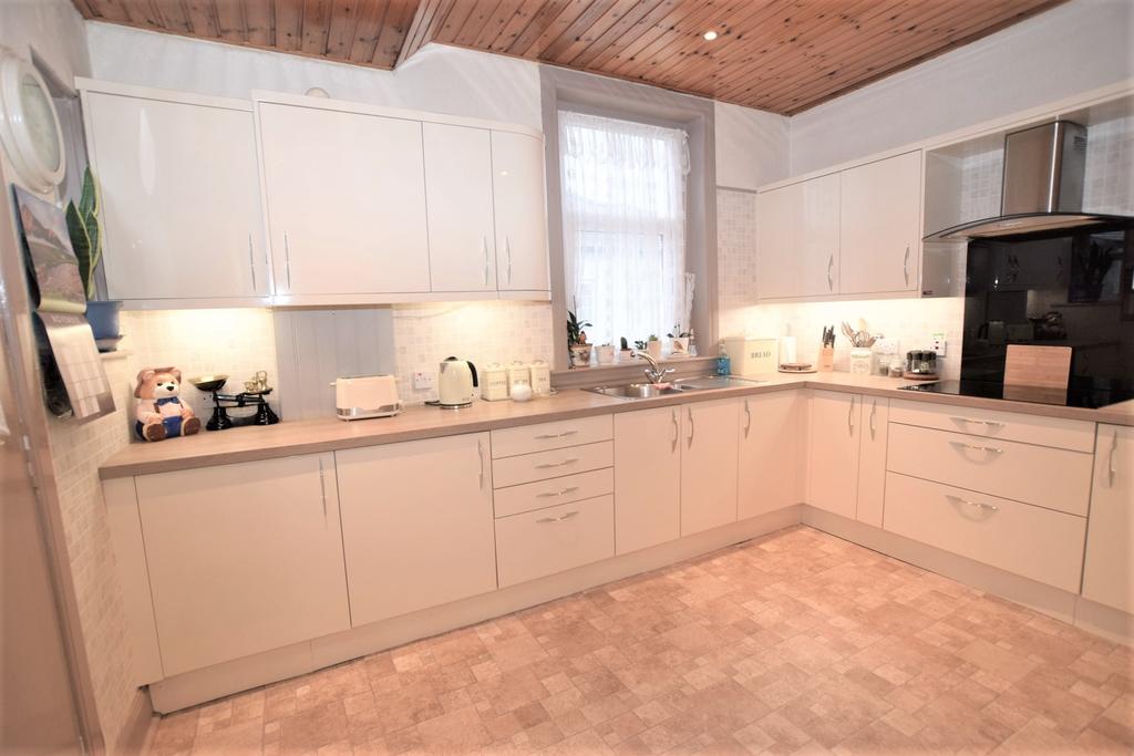 Rossendale, 28 Albert Road, Dumfries DG2 9 DN - Gri