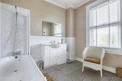 76 Minard Road, Catford, London, SE6 1NL