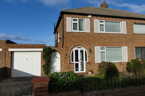 3 bedroom semi-detached house for sale - Lingmell Road, Redcar