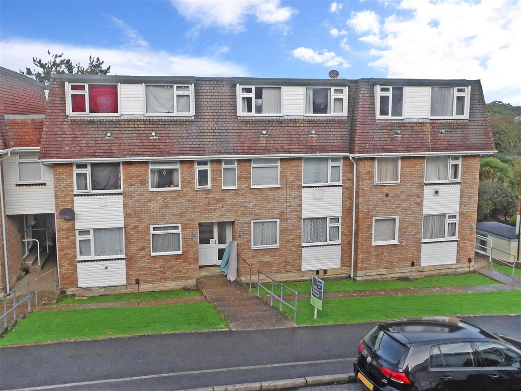 Fellows Road, Cowes, Isle of Wight 2 bed ground floor flat for sale £