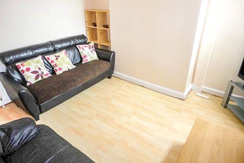 4 bedroom terraced house to rent, Brailsford Road, Fallowfield, M14