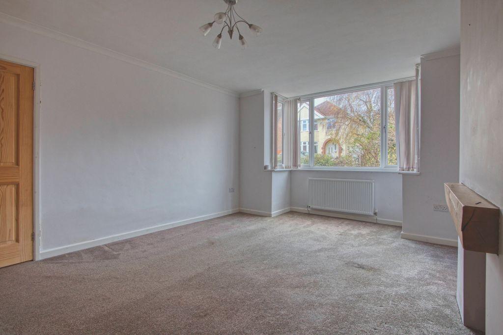 Whitmore Road, Taunton TA2 6EA 3 bed semidetached house £350,000