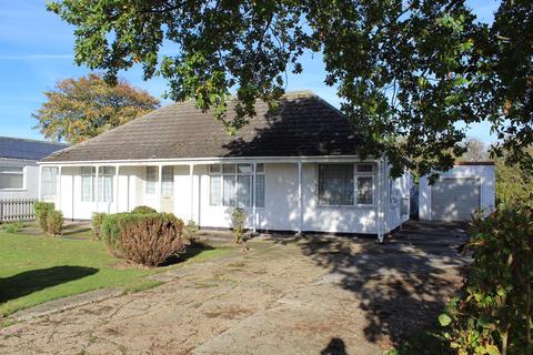 3 bedroom detached bungalow for sale - Landseer Avenue, Chapel St. Leonards, Skegness, PE24 5QZ