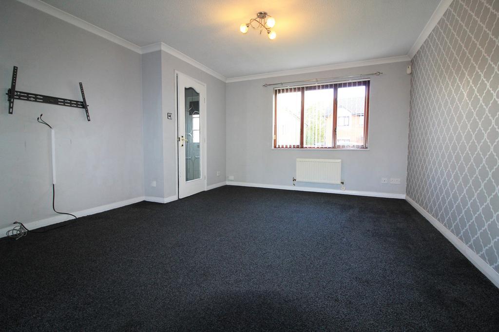 Renwick Way, Prestwick, KA9 3 bed semidetached house £170,000